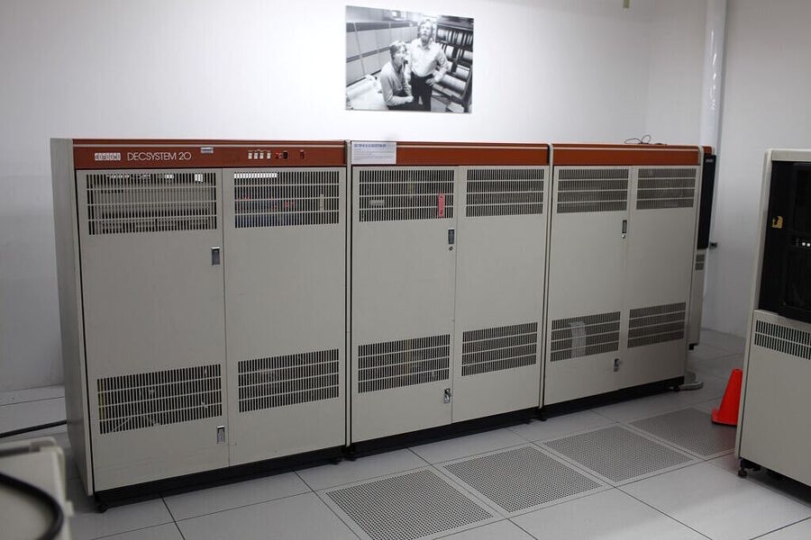 Click to enlarge A DECSYSTEM-20 KL-10 (1974) Living Computer Museum