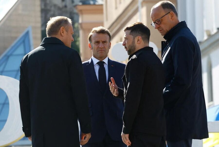 Click to enlarge Merz, Macron, Zelenski