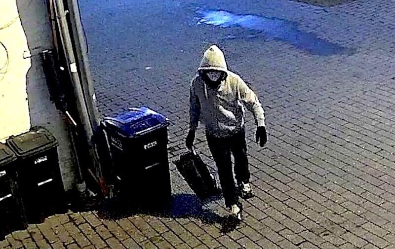 Click to enlarge Pipebomb suspect