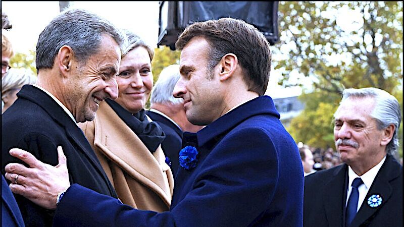 Macron Sarkozy