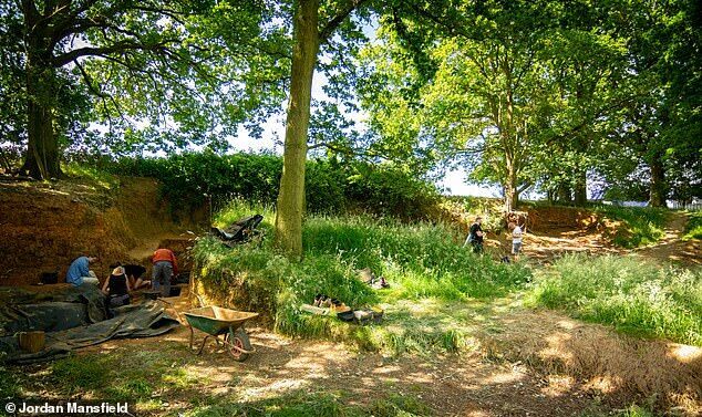 Click to enlarge britain ancient man fire making