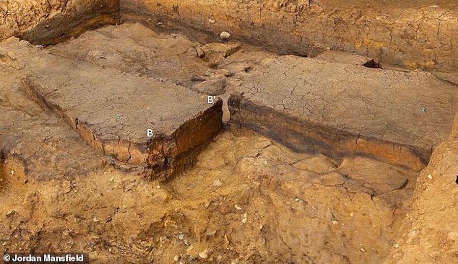 Click to enlarge britain ancient man fire making