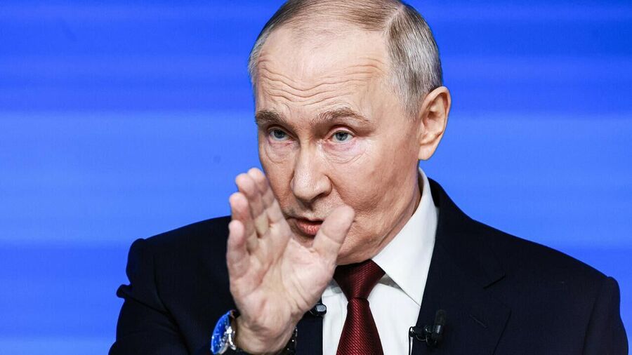 Click to enlarge Russian President Vladimir Putin