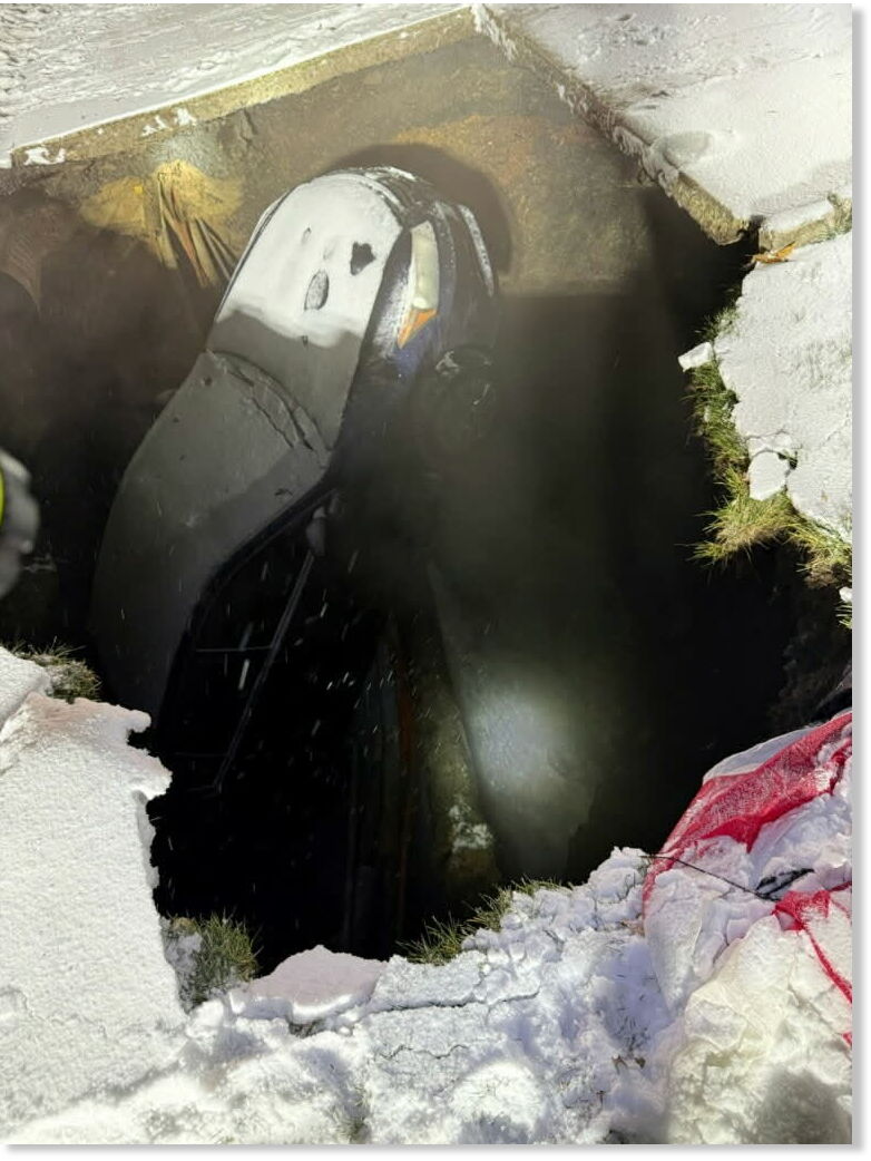 Click to enlarge A sinkhole opened up at a Blakely residence early Saturday morning, swallowing up an entire vehicle which had been sitting in a resident driveway.