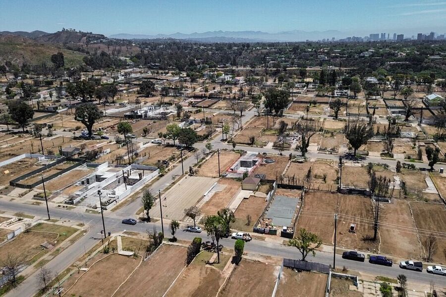 Click to enlarge pacific palisades california wild fire cleared lots