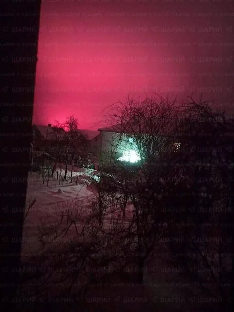 Click to enlarge glowing sky lvov oreshnik strike