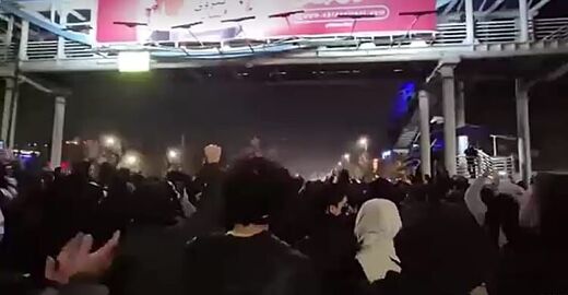Iranian protests escalate as authorities cut internet and crackdown intensifies