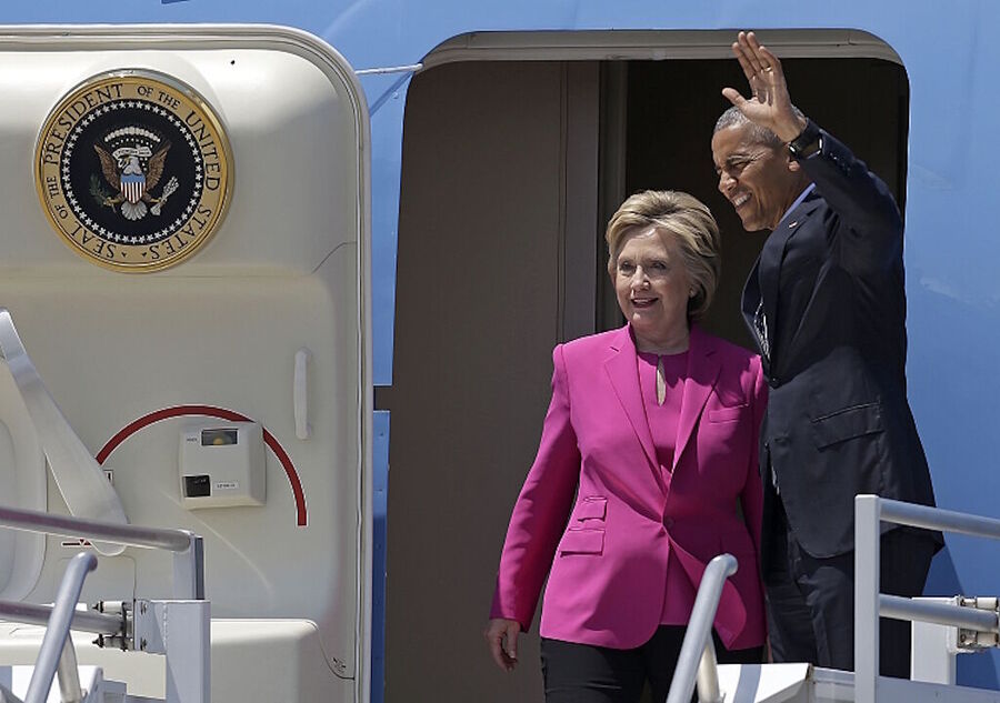 Click to enlarge obama hilllary clinton air force one