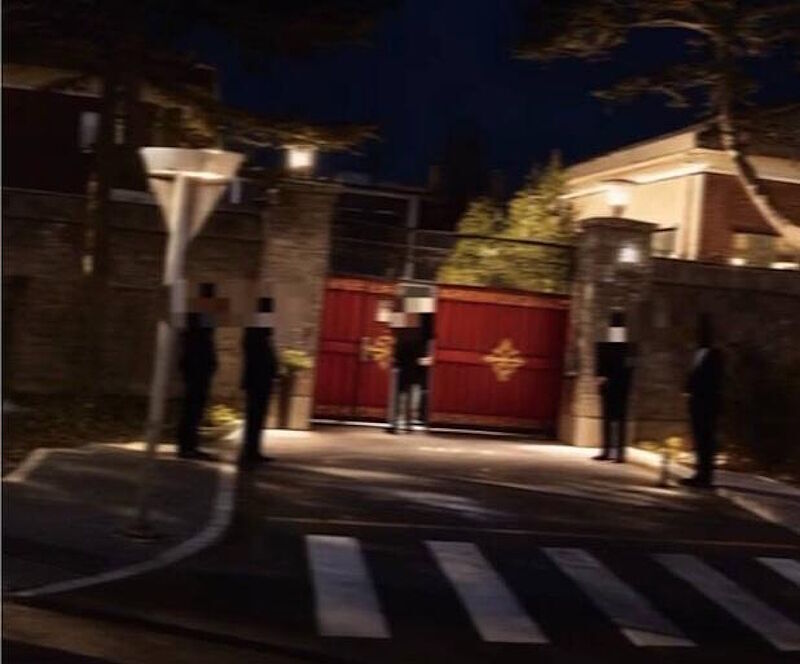 Click to enlarge chinese police arrest Zhang Youxia