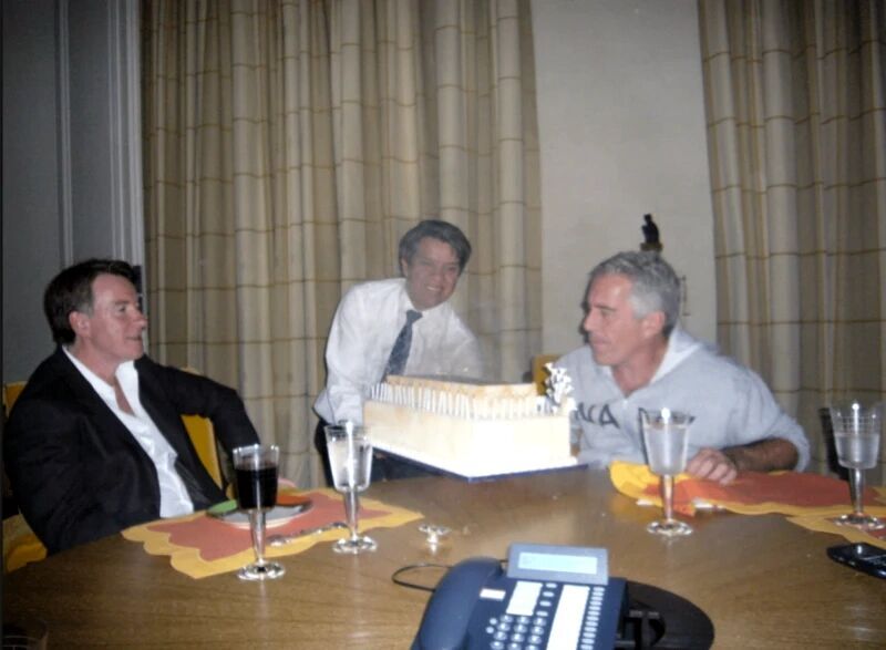 Click to enlarge peter mandelson jeffrey epstein birthday
