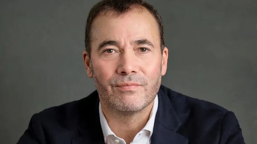 will lewis resigns washington post