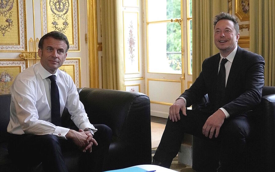 Click to enlarge emmanuelle macron elon musk europe union censor musk