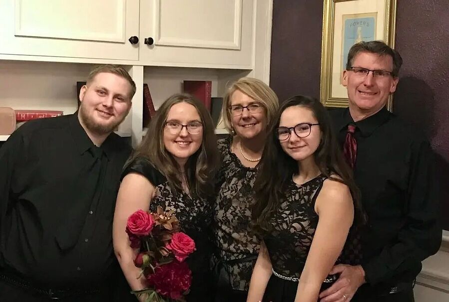 Click to enlarge Hallie Tobler stabbed family photo
