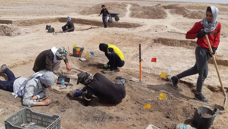 Click to enlarge Charax Spasinou excavation ancient city alexander the great iraq