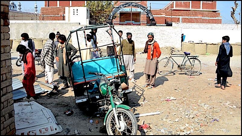 Peop;e at scene of attack