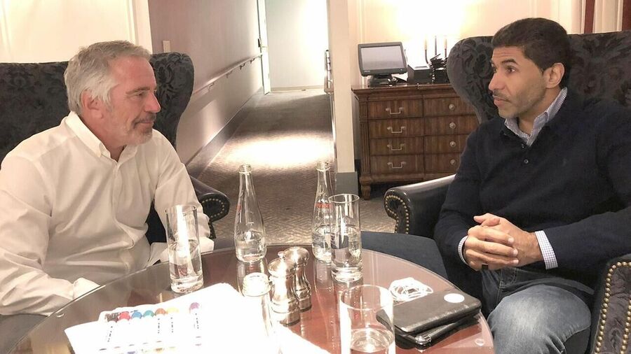 Click to enlarge Epstein with Sheikh Jabor Bin Yousef Bin Jassim Bin Jabor al Thani