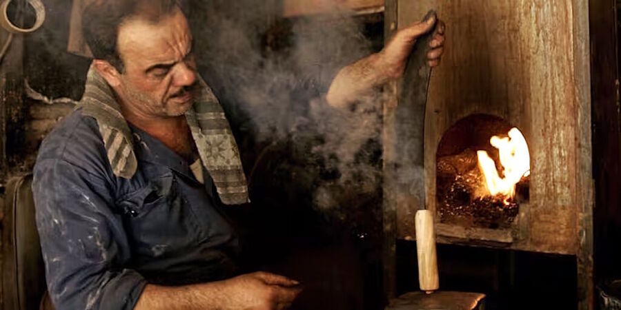 blacksmith syria damascus steel