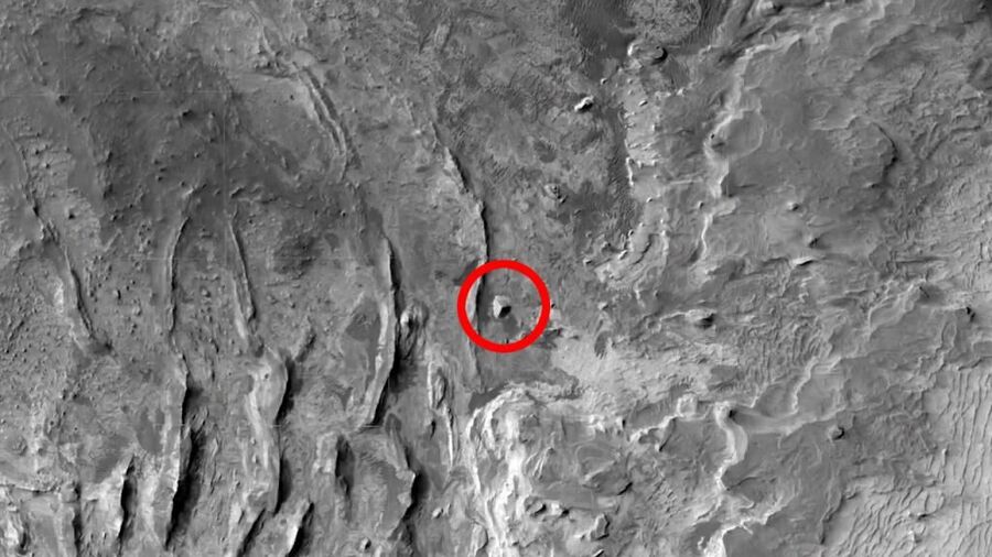 Mars pyramid