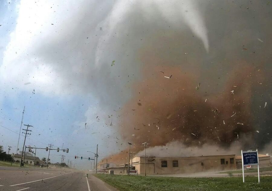 Click to enlarge tornado destroy building