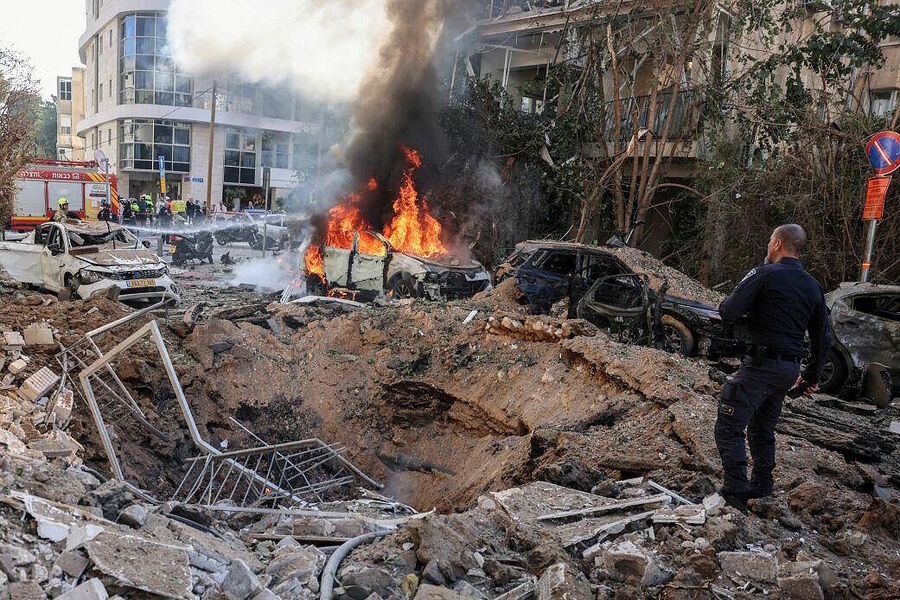 iran missile strike israel tel aviv