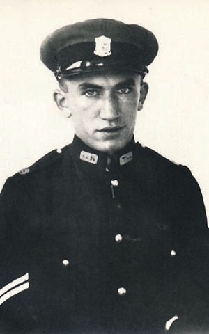 Click to enlarge Yehuda Arazi (Tennenbaum) jewish smuggler people into palestine