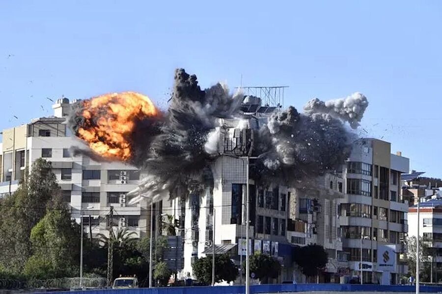Click to enlarge israel bomb south beirut lebanon
