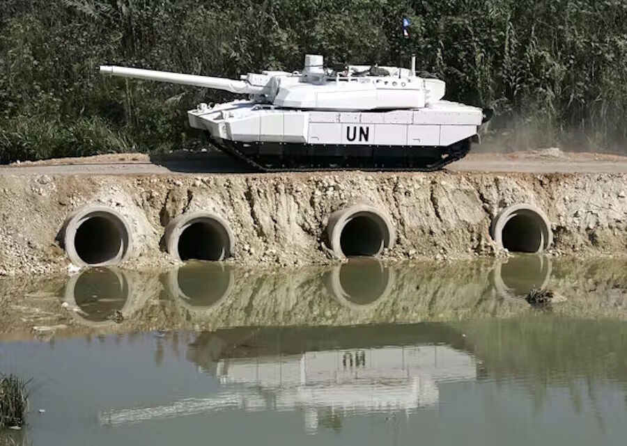 Click to enlarge un tank litani river lebanon