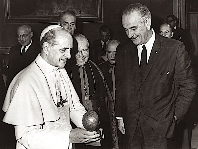 Click to enlarge Pope Paul and Lyndon Johnson