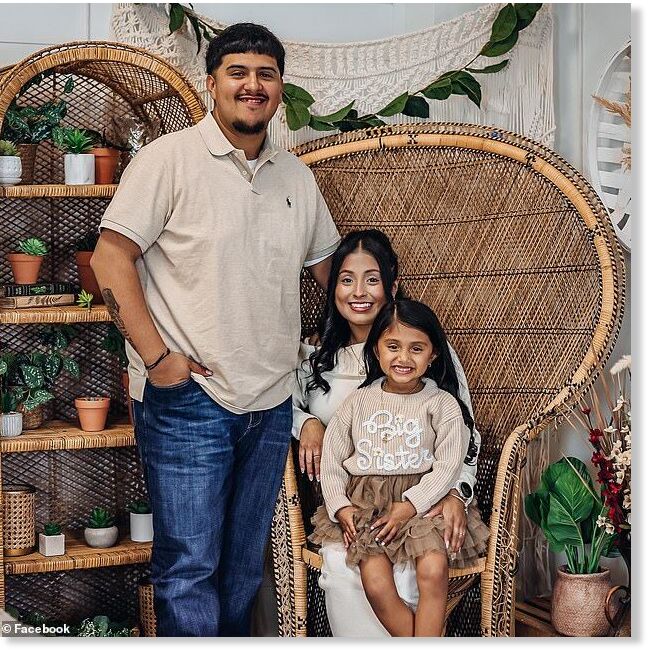 Click to enlarge Evelynn Lopez, 4, tragically passed away after being attacked by six pit bulls on Monday (pictured: Evelynn with her parents, Alberto Lopez and Gina Flores)