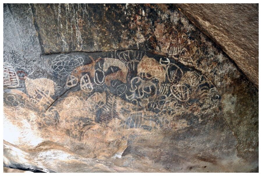 Click to enlarge Kakapel rock art.