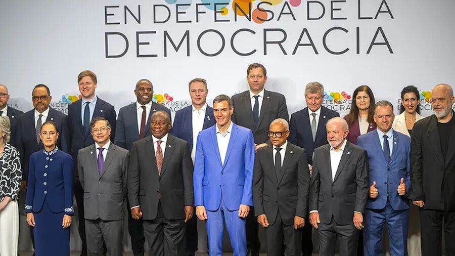 latin american leaders meet spain counter us influence