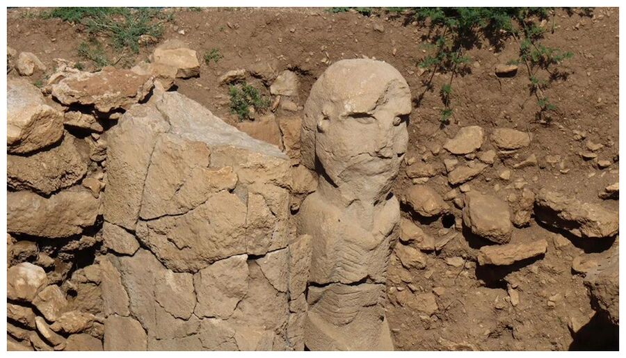 Karahantepe Statue