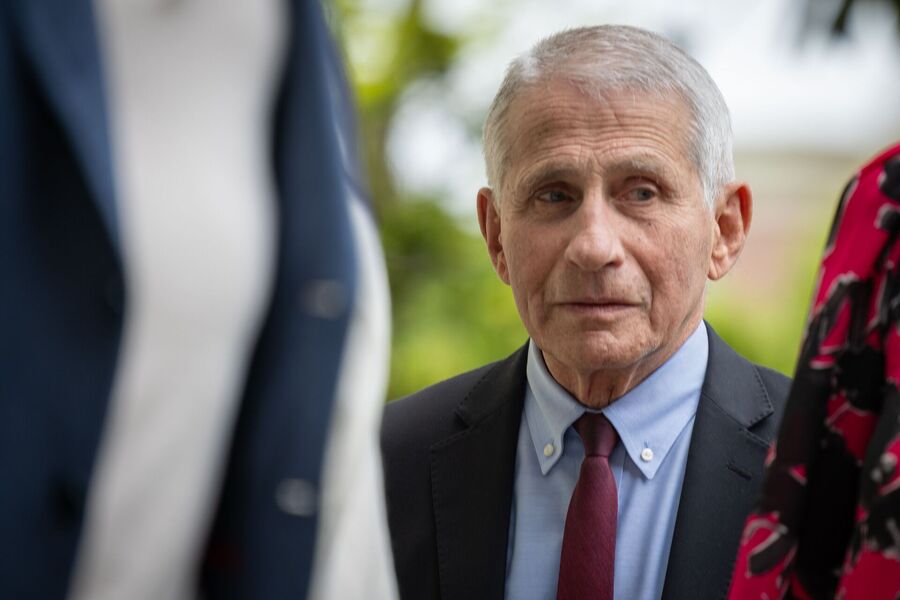 Click to enlarge fauci white house correspondent brunch