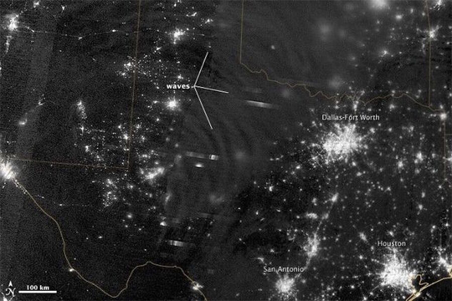 air glow gravity waves atmosphere texas satellite photo