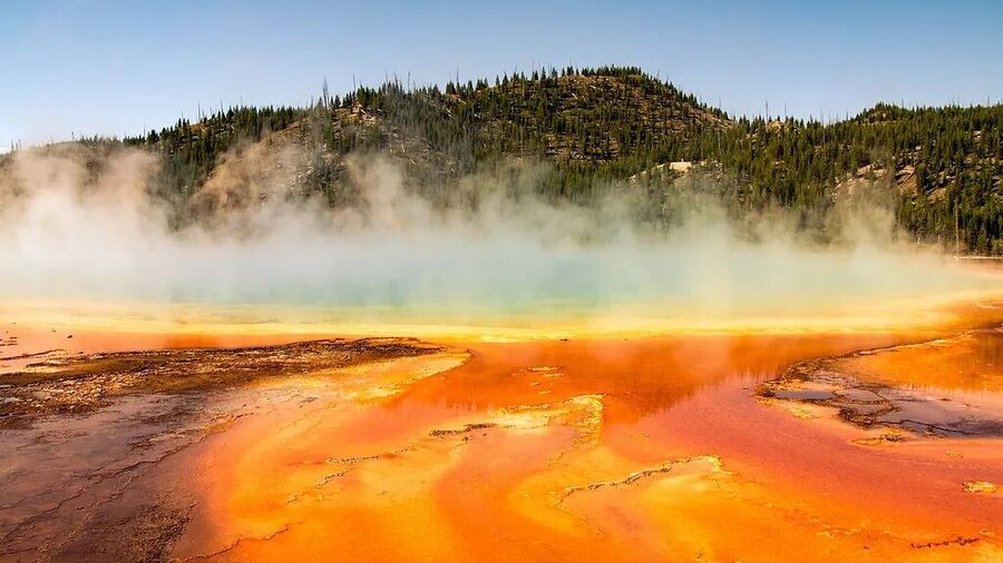 Click to enlarge yellowstone caldera volcano