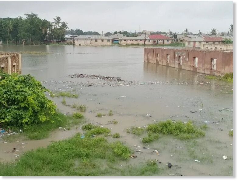 Floods cover homes in parts of Mombasa County.