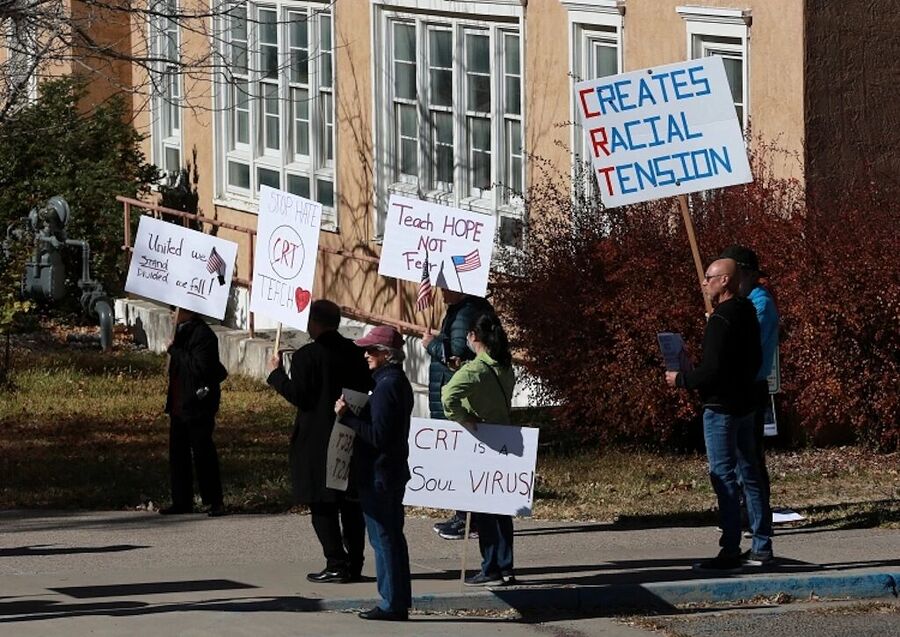 protesters anti dei crt equity racism