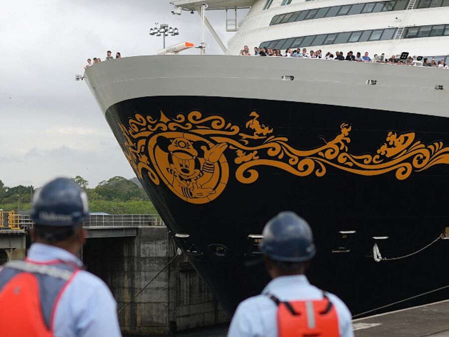 disney cruise ship