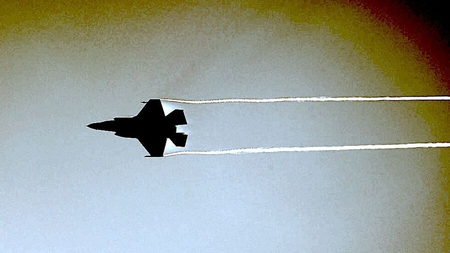 US fighter jet
