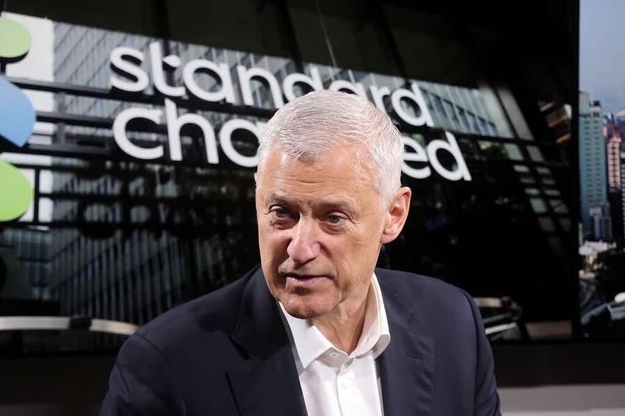 Standard Chartered CEO Bill Winters lower value human capital AI