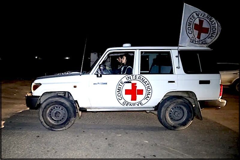 red cross vehicle