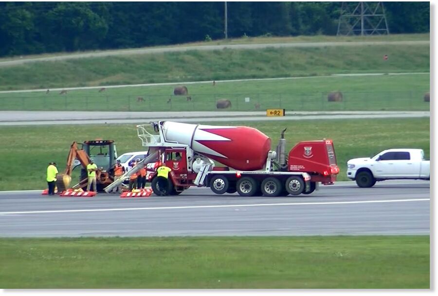 Click to enlarge Airport Runway in Tennessee