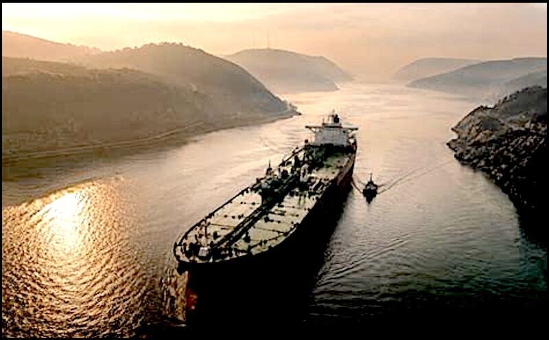 Click to enlarge Ship in Strait of Hormuz