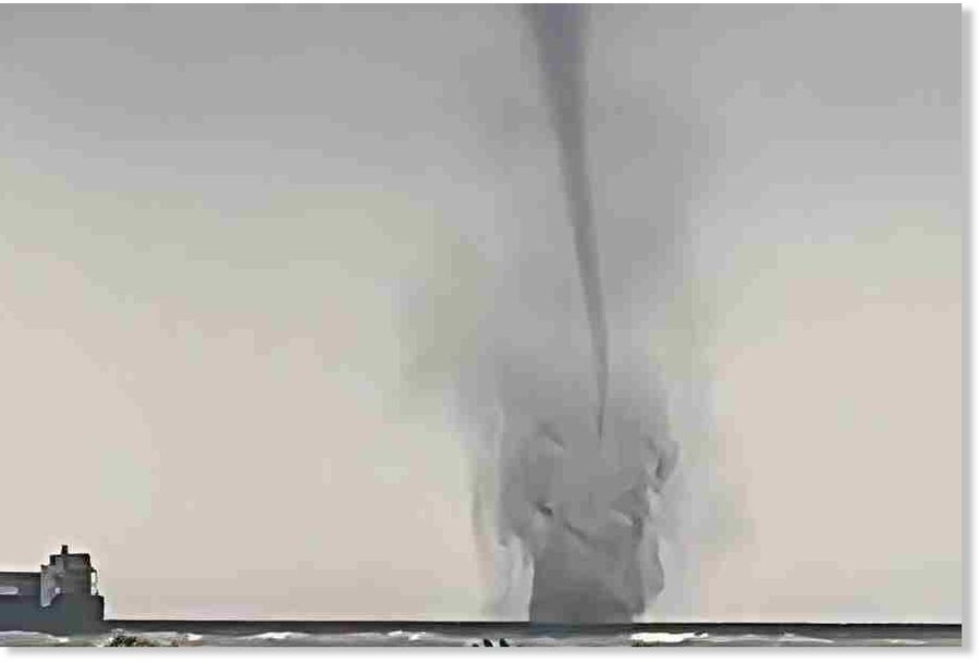 Click to enlarge A waterspout over the Hooghly at Mahishamari on Friday.