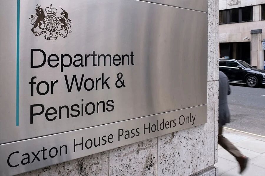 Click to enlarge britain labor department employment