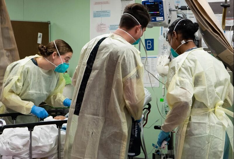 Click to enlarge hospital crew