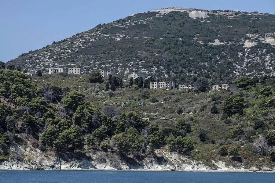 abandoned military housing protest kushnersazan island albania