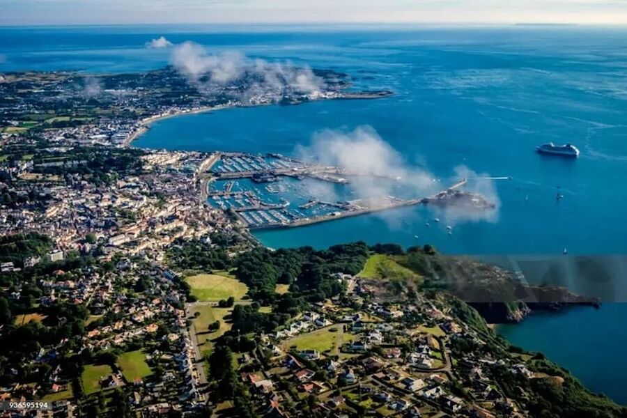 island gurnsey great britain tax haven