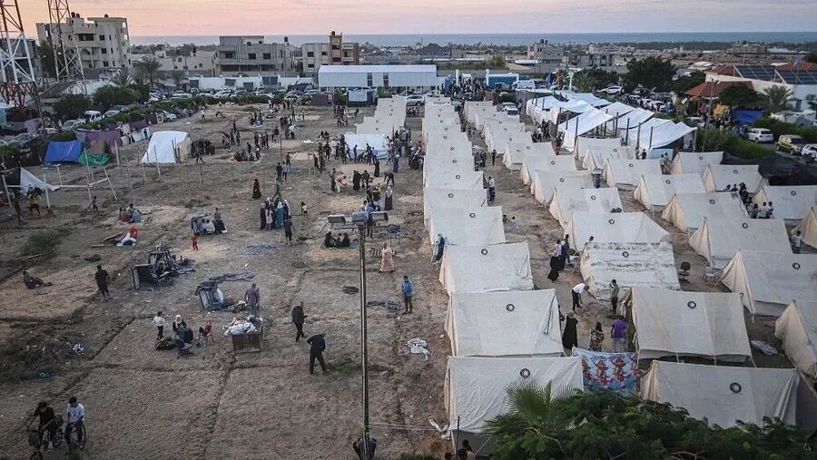 khan Younis refugee camp
