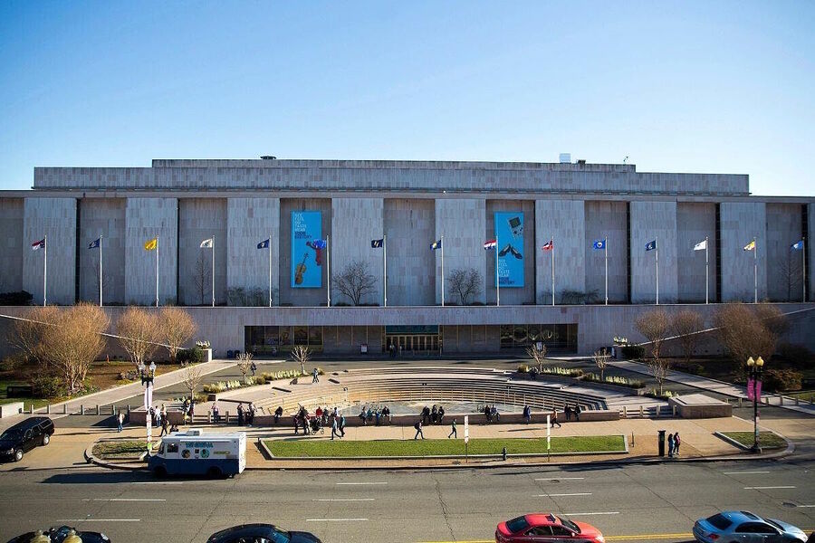 smithsonian museum facade
